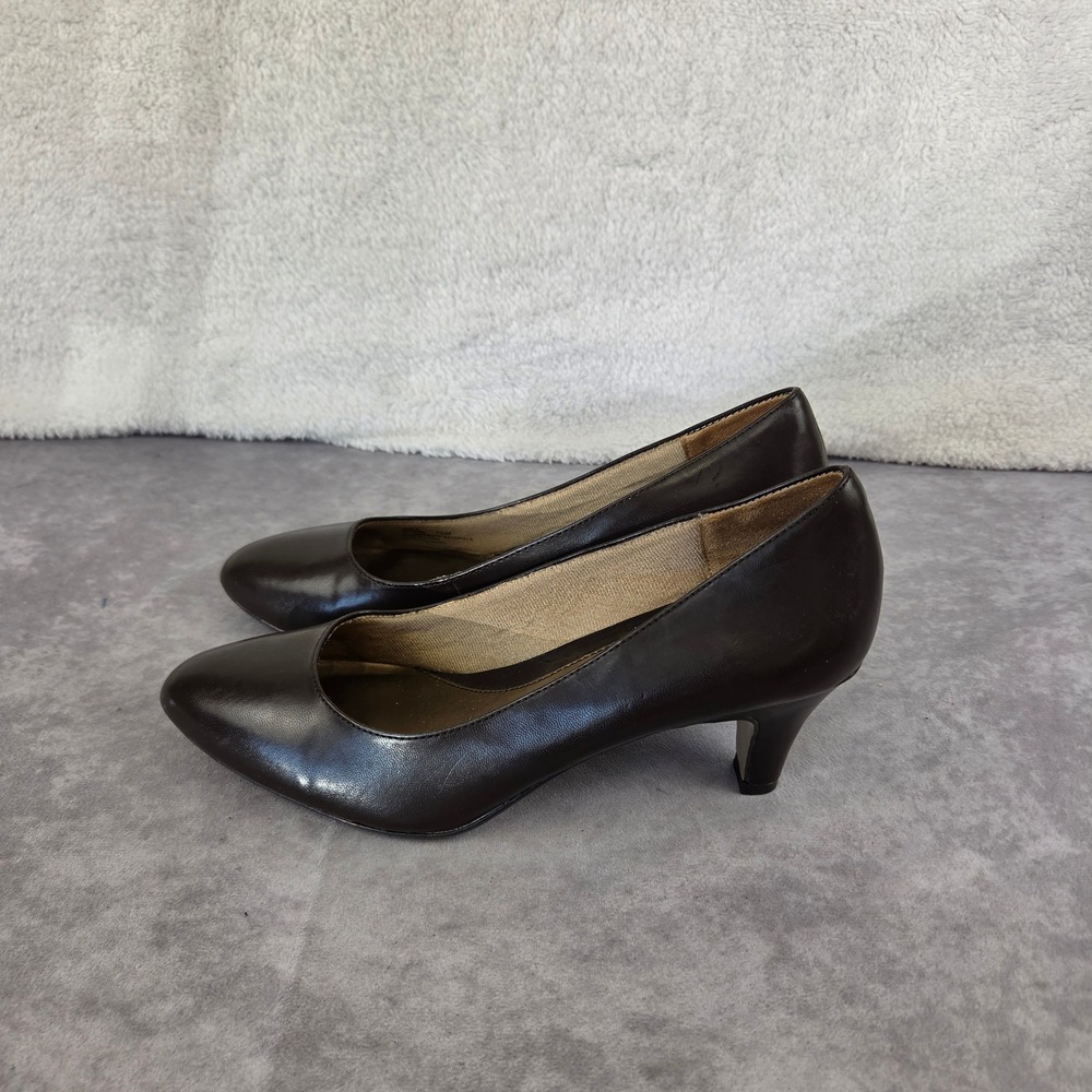 LifeStride Sable Dark Brown Round Toe Kitten Heel Pumps Womens 10M 20472200